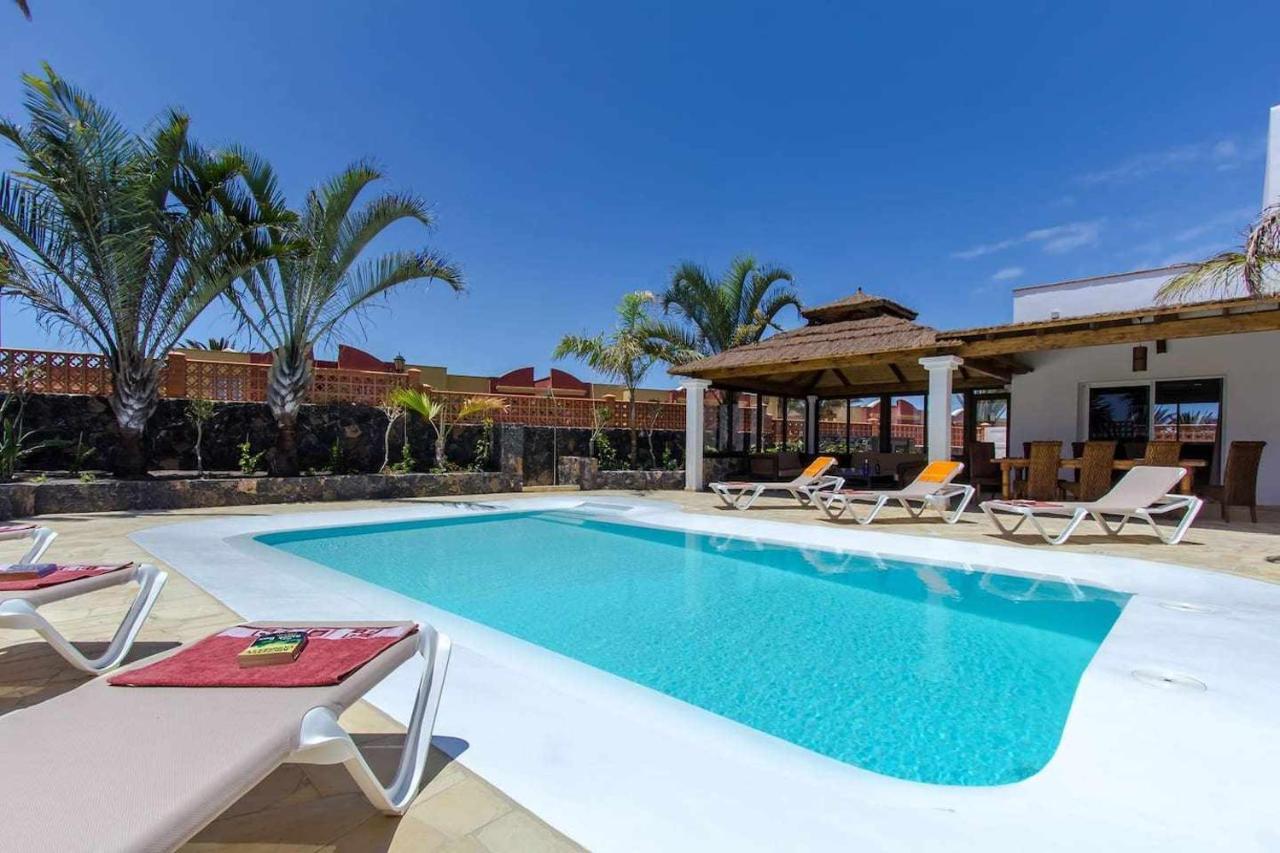 Villa Privada En Un Entorno Unico Коральео Экстерьер фото